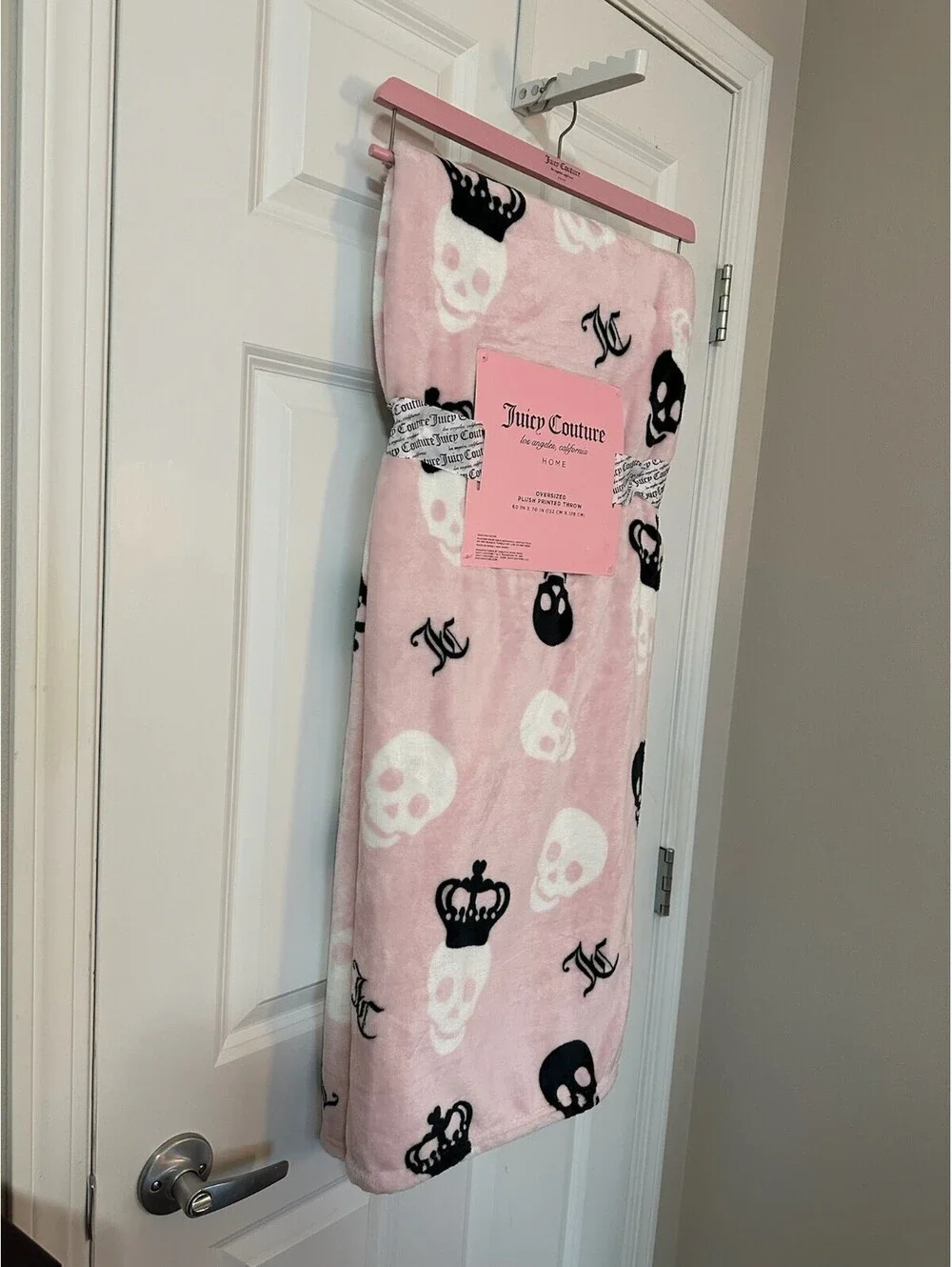 Juicy Couture Oversized Plush Printed Throw Blanket 60x70 Pink Skull Design